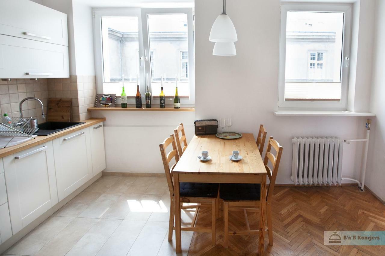 Apartment Concierge Bracka Retro Flat Warsaw